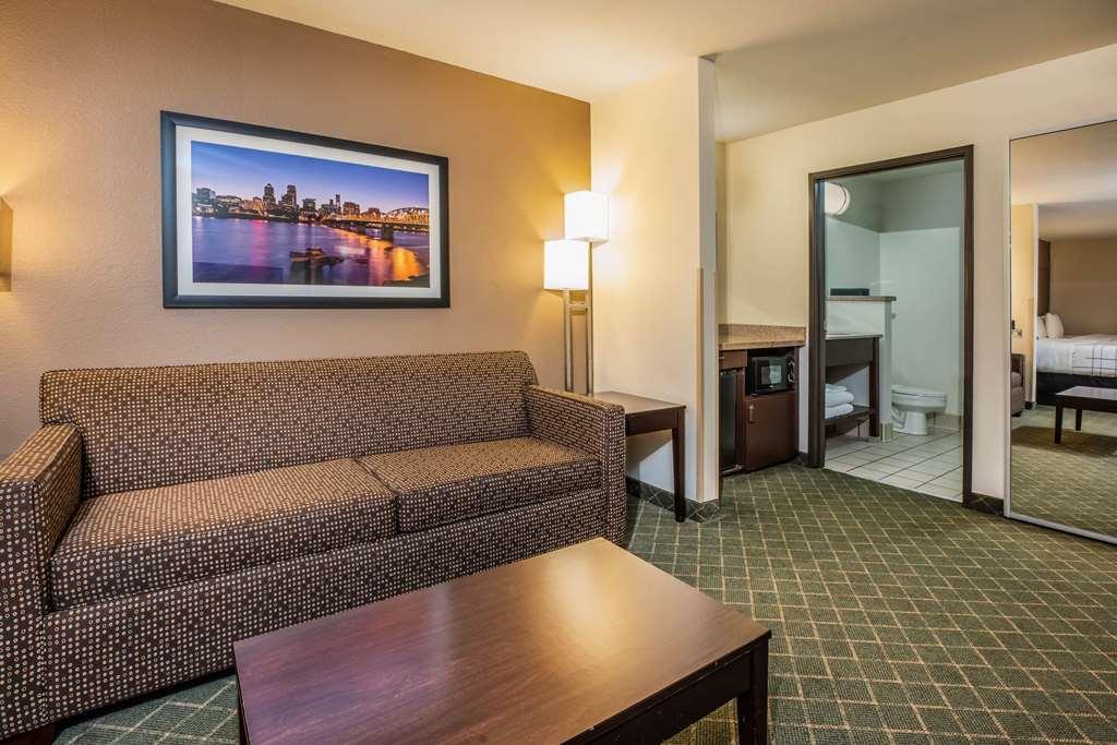 Hotel La Quinta By Wyndham Portland Airport Habitación foto